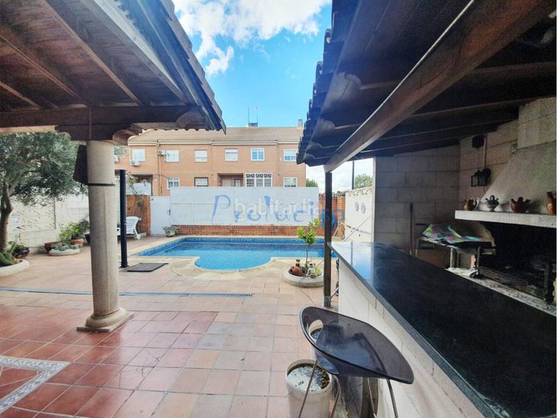 Foto 973ad135-05f6-4662-b1e1-ea6622c30788. Chalet casa en venta en Moraleja de Enmedio