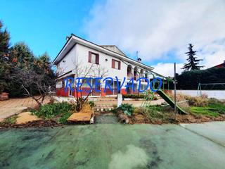 Xalet  Colinas. Chalet unifamiliar en venta en moraleja de enmedio