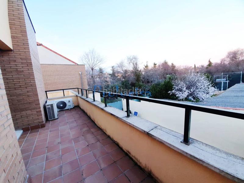 Foto 1726a4ab-0db6-4606-87ca-978a5620806b. Chalet  pareado en venta en Moraleja de Enmedio