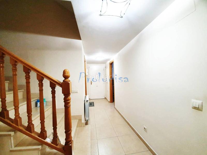 Foto 2f936696-0321-41ec-b30a-fc23443852f7. Chalet  pareado en venta en Moraleja de Enmedio