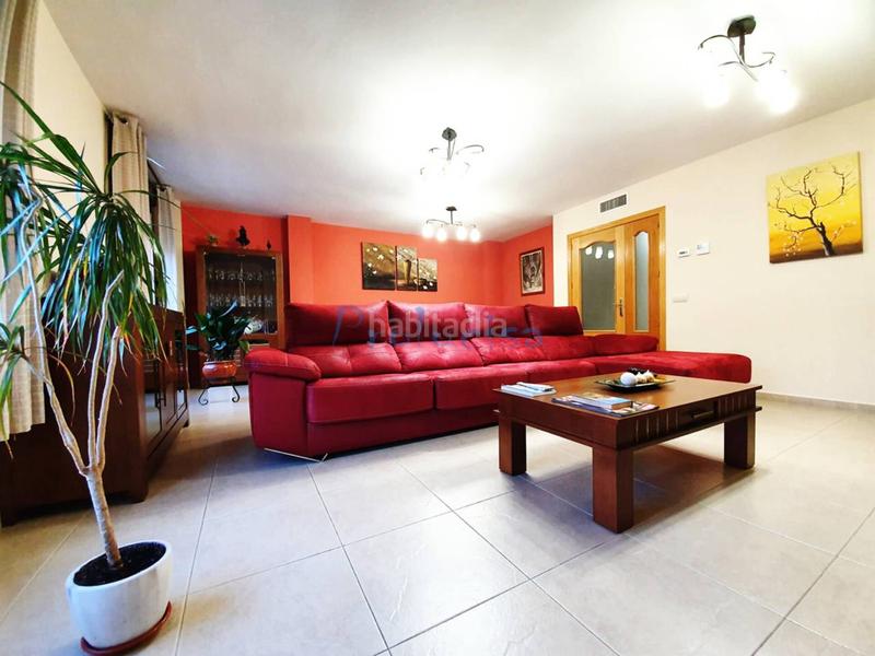 Foto 462db5ca-59b1-4a13-85b9-08f77de57675. Chalet  pareado en venta en Moraleja de Enmedio