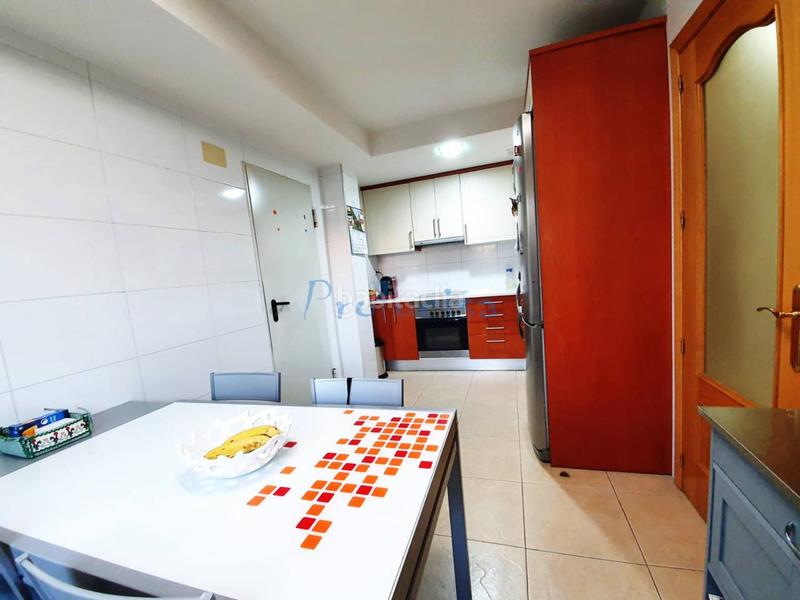 Foto f24bca44-7d0c-432f-a56e-93af96f572e5. Chalet  pareado en venta en Moraleja de Enmedio