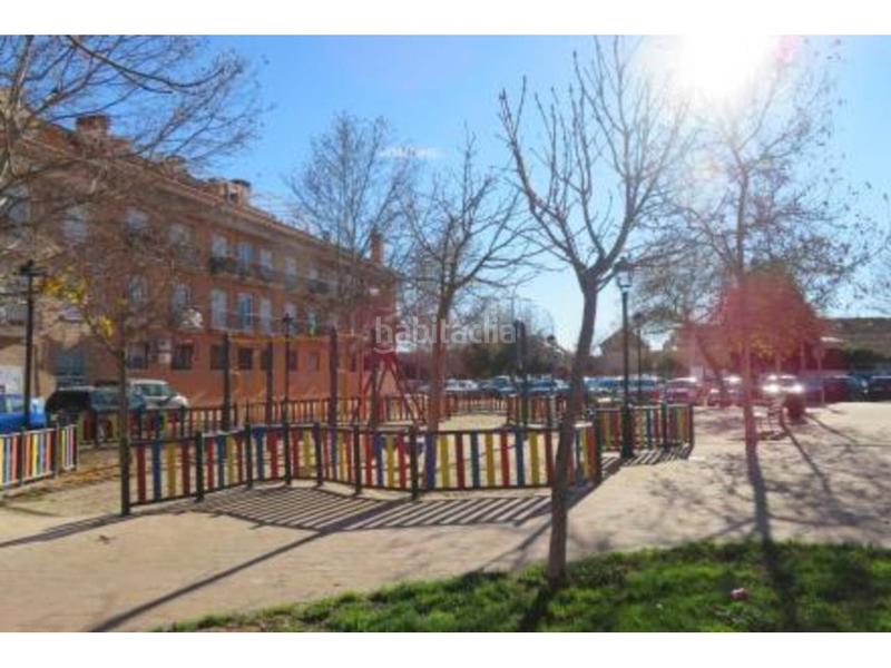 Foto 440bc85f-0380-4656-b312-634401edff4c. Solar industrial a roble 4 a Moraleja de Enmedio