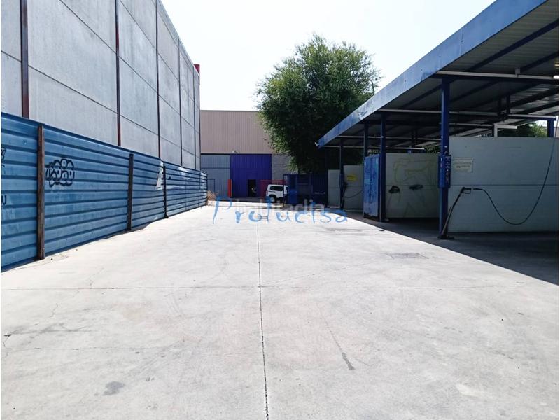 Foto e595fee6-fb10-4e5c-9b18-8c44bc85a5cb. Solar industrial a roble 4 a Moraleja de Enmedio