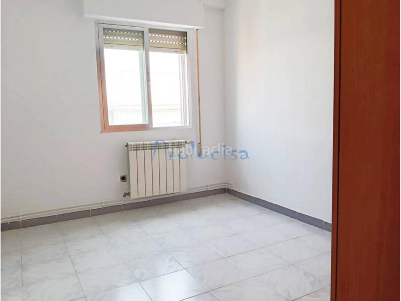 Foto 3cac508c-f227-48fd-819d-e80290131f2d. Piso venta de piso en Moraleja de Enmedio