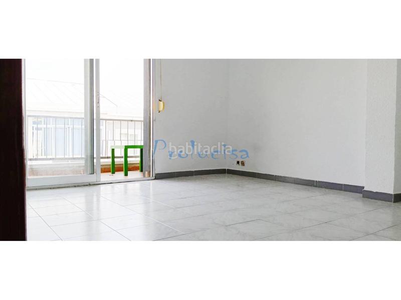 Foto 8e8fc696-49bc-43f5-aab2-6e94c4e29dbc. Piso venta de piso en Moraleja de Enmedio