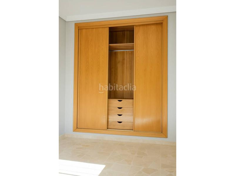 Foto c9644c12-8483-481e-aa1a-f15d87fcf857. Rent flat in Moraleja de Enmedio