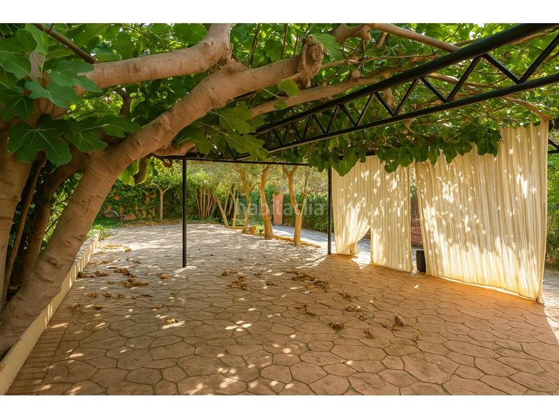 Foto a02d72c2-92da-4b17-b633-59292f68381a. Xalet amb calefacció aparcament a Carranque