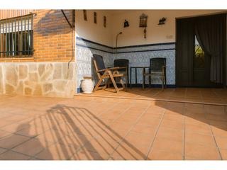 Maison  Madrid. Casa en una planta con garaje.