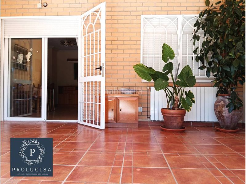 Foto c017ad46-93c5-4764-b90d-ff1177d83db0. Casa adossada amb calefacció aparcament a Moraleja de Enmedio