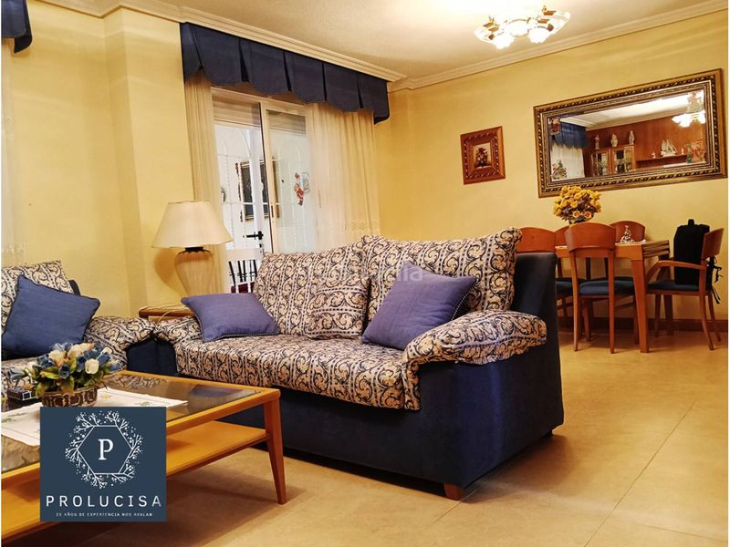 Foto e1a6cadd-f621-4a29-a924-85354c10fe9b. Casa adossada amb calefacció aparcament a Moraleja de Enmedio
