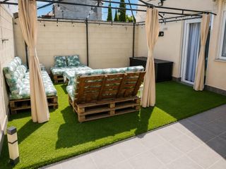 Maison jumelée  Calle granja. Venta de chalet pareado en moraleja de enmedio. precio negociabl