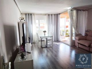 Flat  Calle hermanos pinzón. Venta de piso reformado de 3 habitaciones en móstoles, zona sure