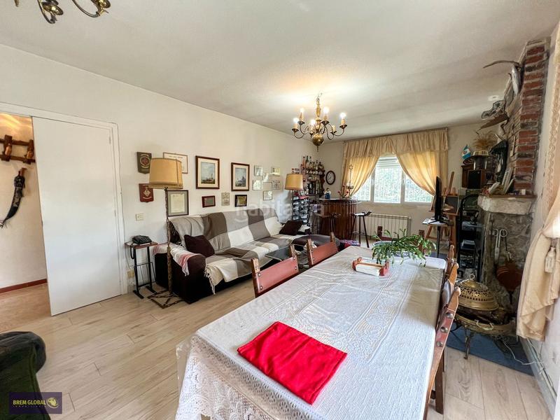 Foto d1a21bf2-dc8d-4dd8-9ef8-a52b1067b59e. Xalet amb calefacció aparcament a Cabrera (La)