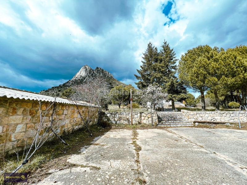 Foto 3f8ce3a3-f1b7-4fa4-b3d4-1c595edca685. Xalet a avenida de la cabrera 6 a Cabrera (La)