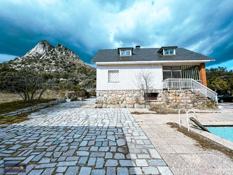 Foto 4d133a94-0e33-46d7-b29f-74c95a66e0b4. Xalet a avenida de la cabrera 6 a Cabrera (La)