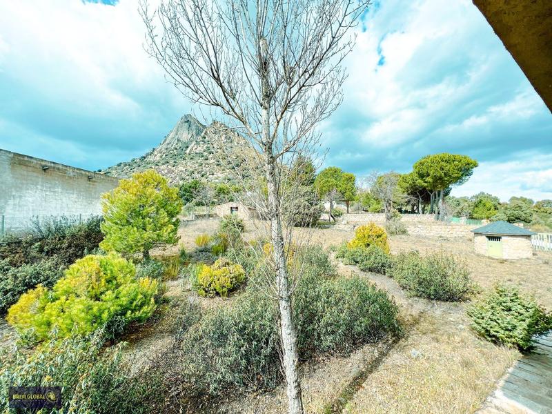 Foto 4fbb25bb-9ae5-4741-ae7e-72fa3351d2e7. Xalet a avenida de la cabrera 6 a Cabrera (La)