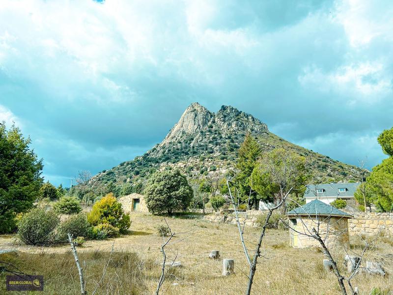 Foto a6587153-3a75-4dd0-9b32-bac12a268270. Xalet a avenida de la cabrera 6 a Cabrera (La)