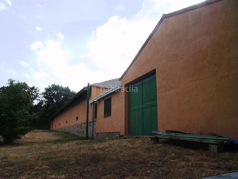 Foto d0ea558b-5d03-41cc-8b24-e474218255b8. Bâtiment à usage industriel dans Acebeda (La)