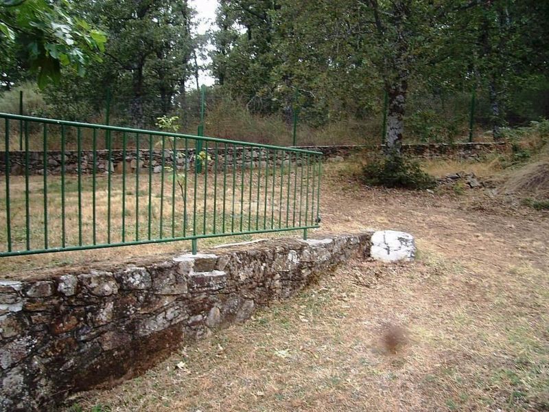 Foto 7c50ee0c-51b2-46ee-9ff9-f741c2dde8d0. Nau industrial a Acebeda (La)