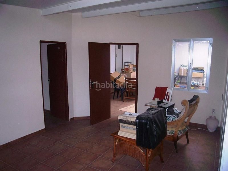 Foto d06a9f1c-c45a-4cc5-9f14-8643af4e7bc6. Nau industrial a Acebeda (La)