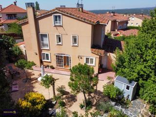Casa aparellada  Paseo del camino de francia