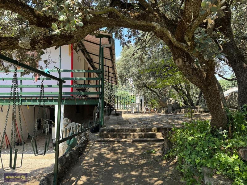 Foto 599ad76a-6f47-4586-9e1a-36ba7564b182. Xalet amb calefacció aparcament piscina a Navalafuente