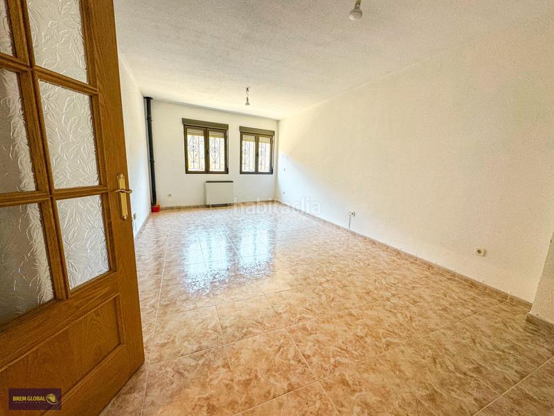 Foto 451799df-b1df-49e7-ae0a-79126098840e. Casa adossada amb calefacció a Buitrago del Lozoya