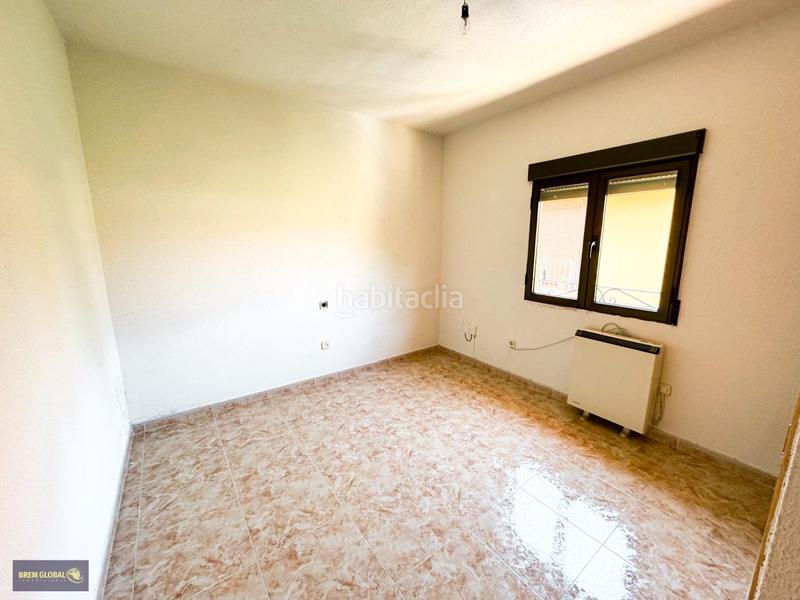 Foto cd17c9dd-9ebe-4c9f-9e2a-f42cc4c5a09f. Casa adossada amb calefacció a Buitrago del Lozoya