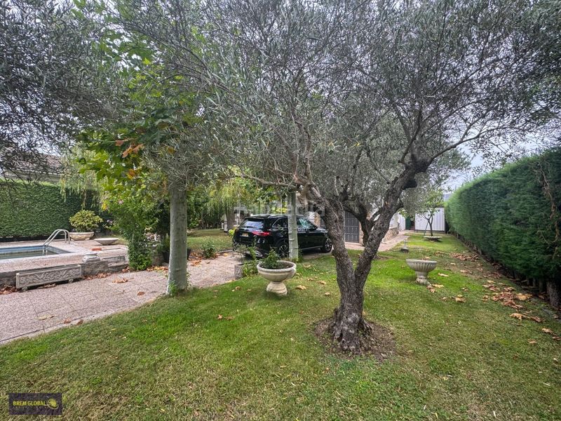 Foto f3173ef0-5f28-4696-adef-9e21f4d6cfea. Xalet amb calefacció aparcament piscina a Cabanillas de la Sierra