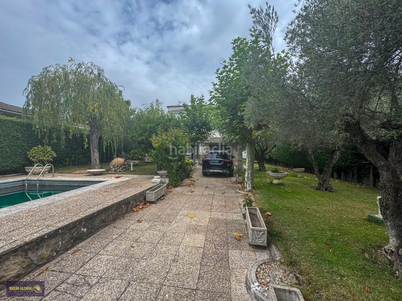 Foto f57a7f74-84d7-4473-9db8-d7026e3283f3. Xalet amb calefacció aparcament piscina a Cabanillas de la Sierra