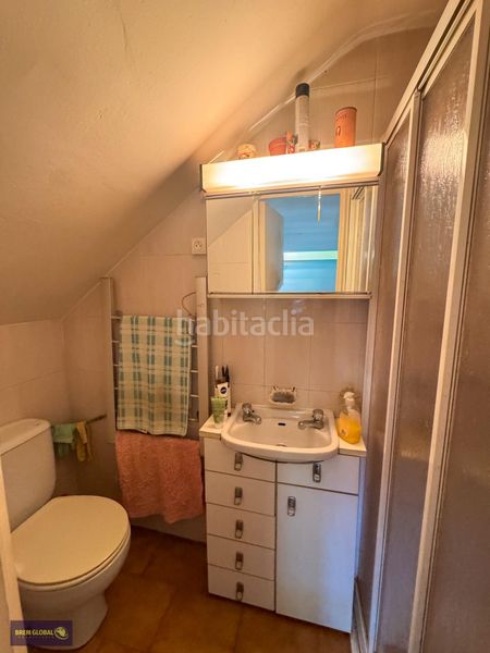 Foto 133e9de1-0ee9-4f6d-9416-ecd7f9b96b5d. Casa aparellada a Buitrago del Lozoya