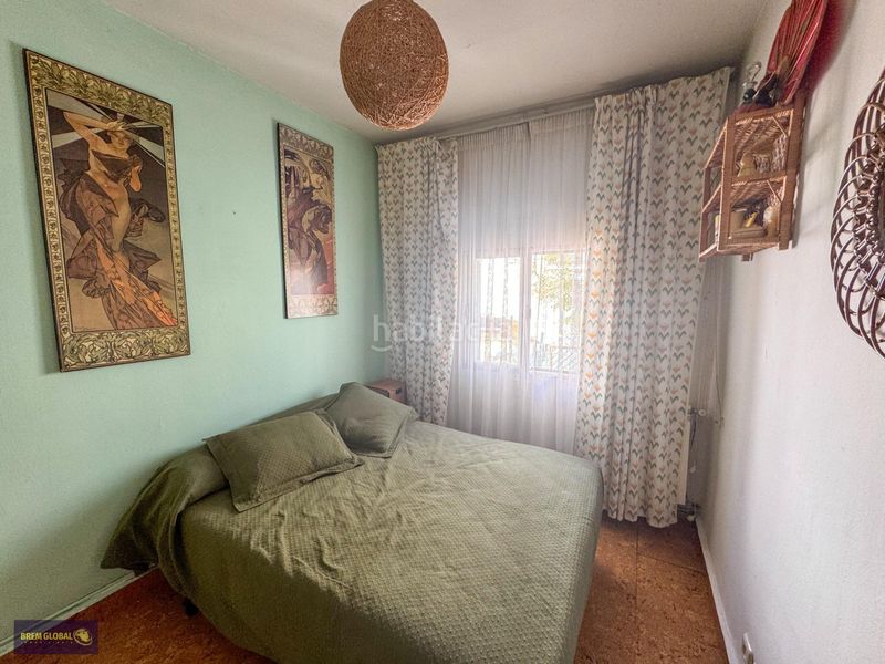 Foto f9eaca5c-2c02-44a1-8591-98eecddee3d7. Casa aparellada a Buitrago del Lozoya