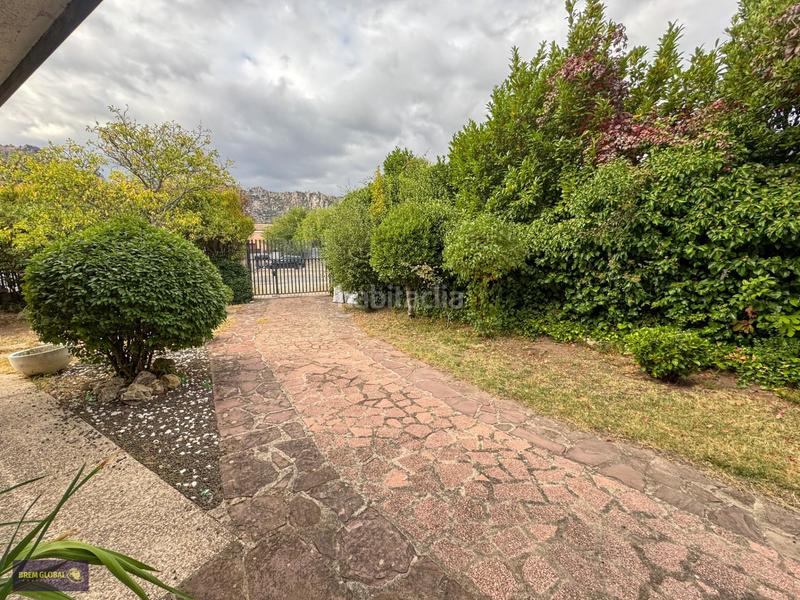 Foto 0db922b1-970d-437c-8513-6c3047e295f0. Chalet en Cabrera (La)