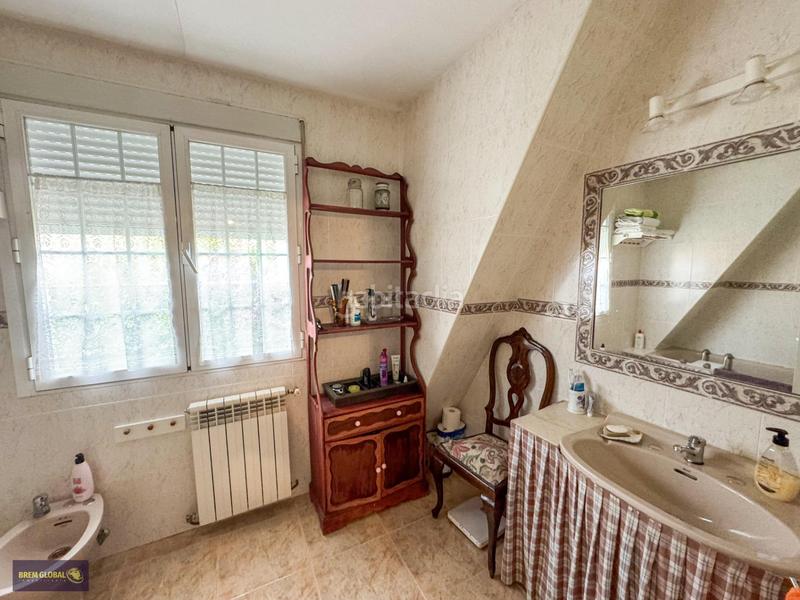 Foto 28ea31d4-bb62-4d9b-a6d7-3408a43383b0. Chalet con riscaldamento parcheggio in Cabrera (La)