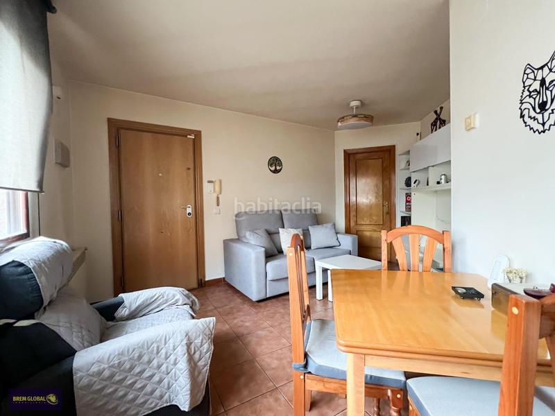 Foto bf31cb9f-389d-4b59-8dd1-db61aa309479. Planta baja en Cabrera (La)