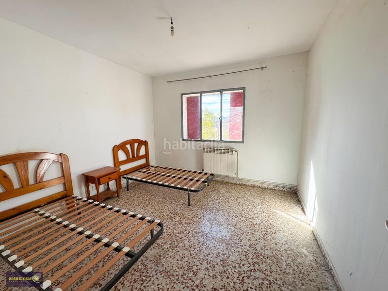 Foto f0c26d5f-29b5-4779-be9c-5519f11aea9a. House with parking in Puentes Viejas