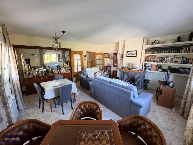 Foto 37965eaf-dc16-45d3-9b37-66eb7a2feb24. House with heating parking pool in Cabrera (La)