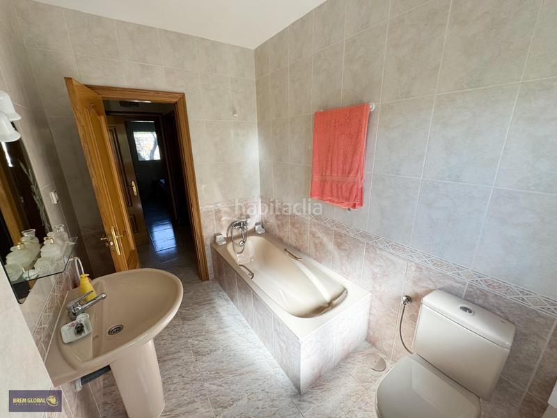 Foto 3ab7cd55-6166-4595-b459-101654bdc346. House with heating parking pool in Cabrera (La)