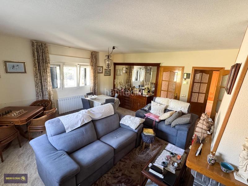 Foto b8a154fa-aef6-4d5d-99cc-9d08ee56cc31. House with heating parking pool in Cabrera (La)