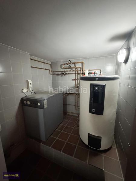 Foto c8c64819-3c56-4313-8c81-81bb7182a64a. House with heating parking pool in Cabrera (La)