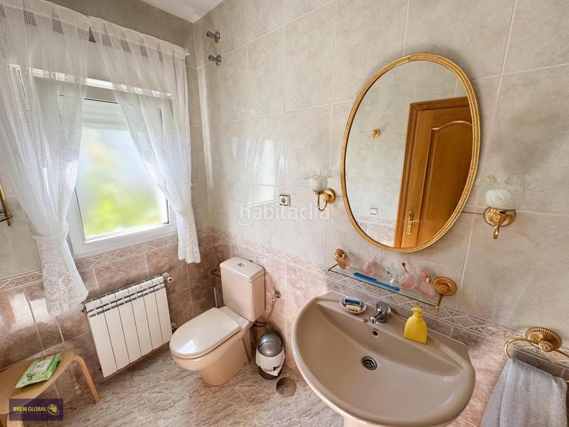 Foto cc5a3cd4-8a5e-44f3-9590-84389da88097. House with heating parking pool in Cabrera (La)