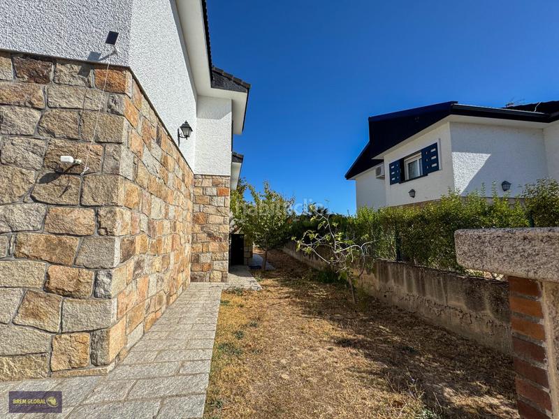 Foto d7dd3d8f-46d8-4de5-bbaf-890e7e9e286f. House with heating parking pool in Cabrera (La)