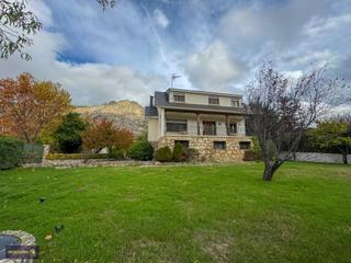 Chalet in Calle del Requebradero