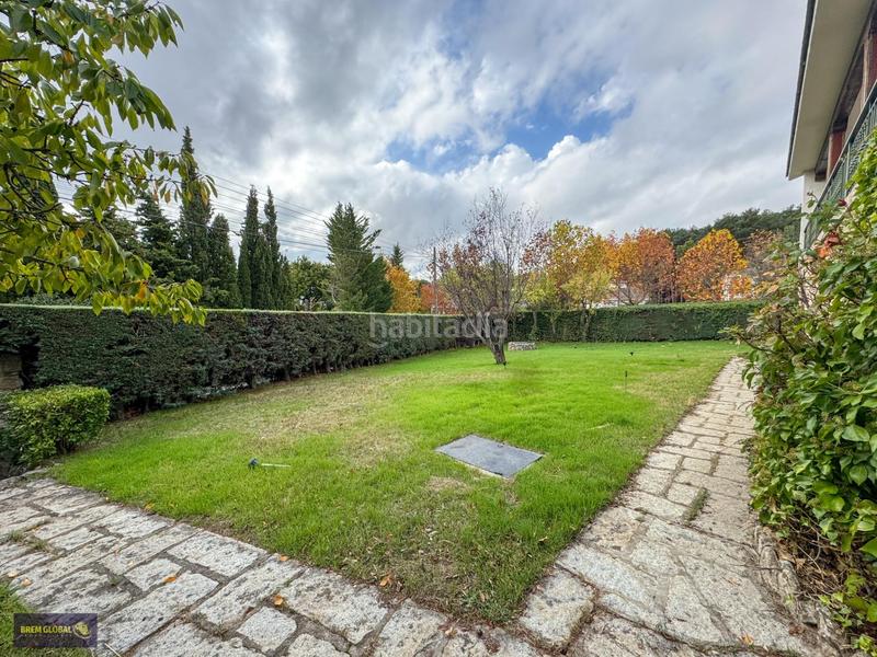 Foto 6842bd77-52be-41c3-b4e1-0a3433c1f2ac. Chalet with heating parking in Bustarviejo