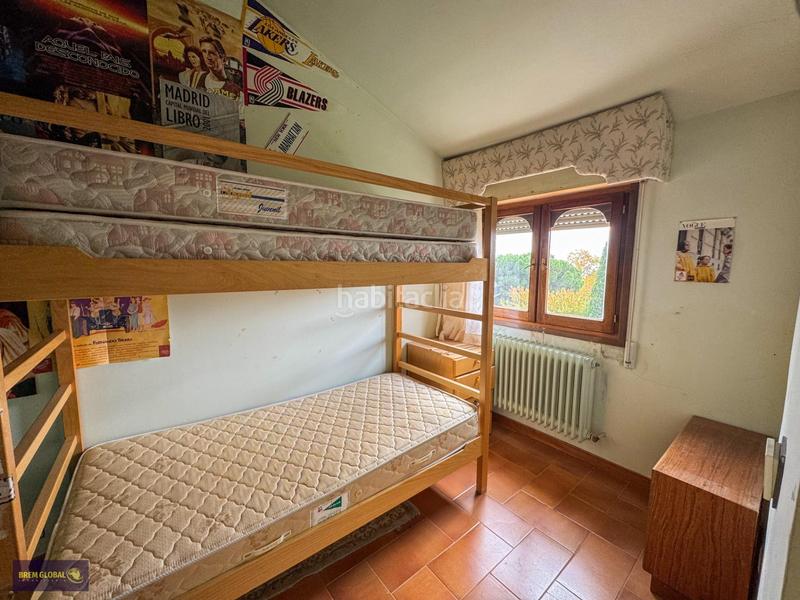 Foto a1c43c9b-f45c-4bbf-b113-a307e61c8ff9. Chalet with heating parking in Bustarviejo