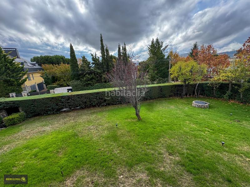 Foto c5d705df-4d5e-4aa6-ab61-33cd5e21adaa. Chalet with heating parking in Bustarviejo