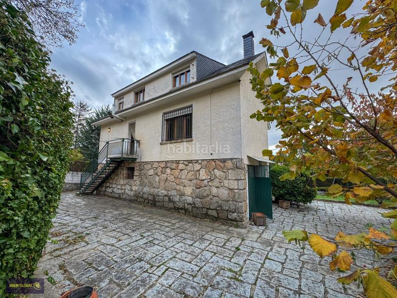 Foto 754c2e9c-395b-477e-b73a-861fa89de441. Xalet amb calefacció aparcament a Bustarviejo