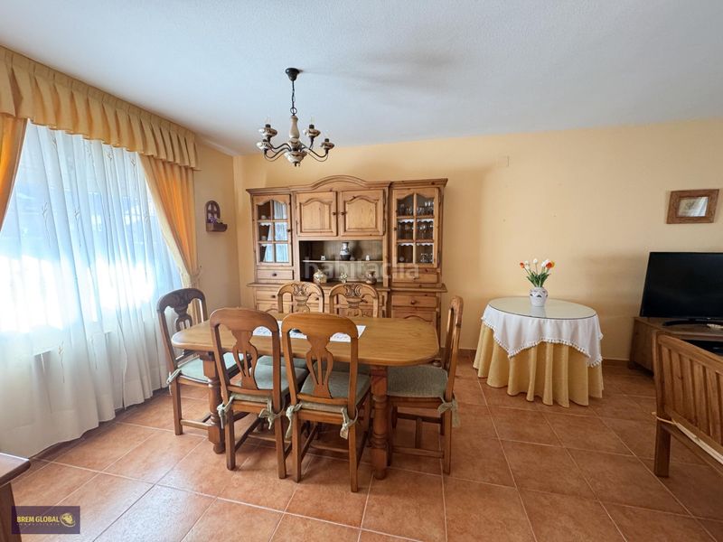 Foto 60101abb-7505-4f2e-9b7e-00d59b869407. Casa aparellada amb calefacció aparcament a Cabrera (La)