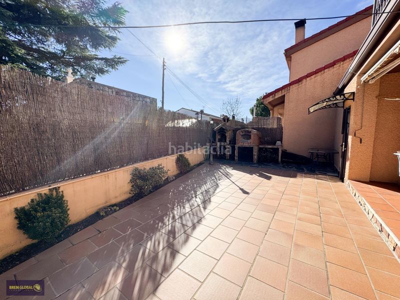 Foto 76d17739-13b3-4614-988f-159d5774614a. Casa aparellada amb calefacció aparcament a Cabrera (La)